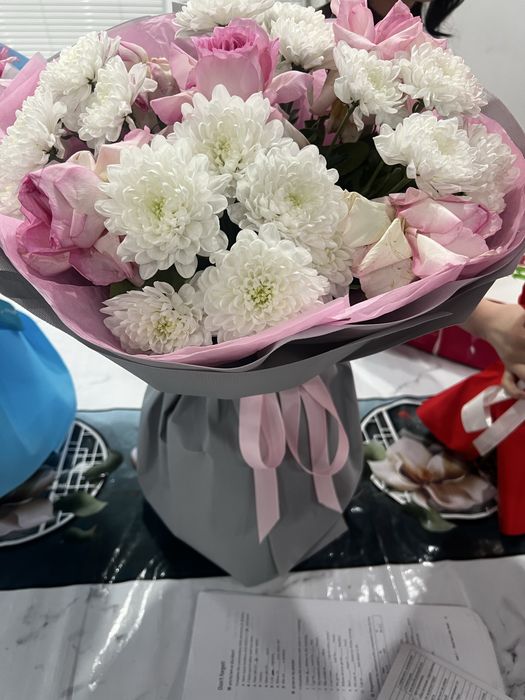 Цветы срочно продам