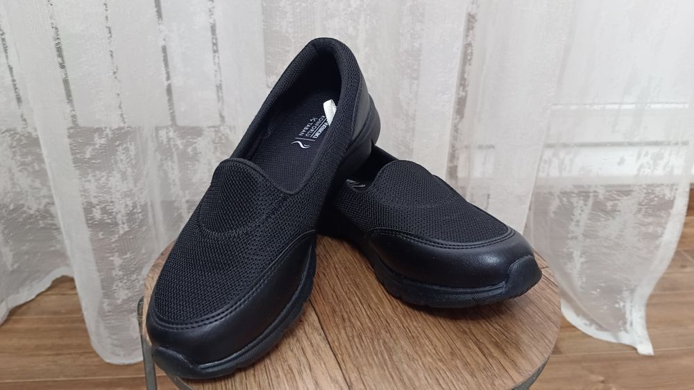 Женские спортивные слипоны