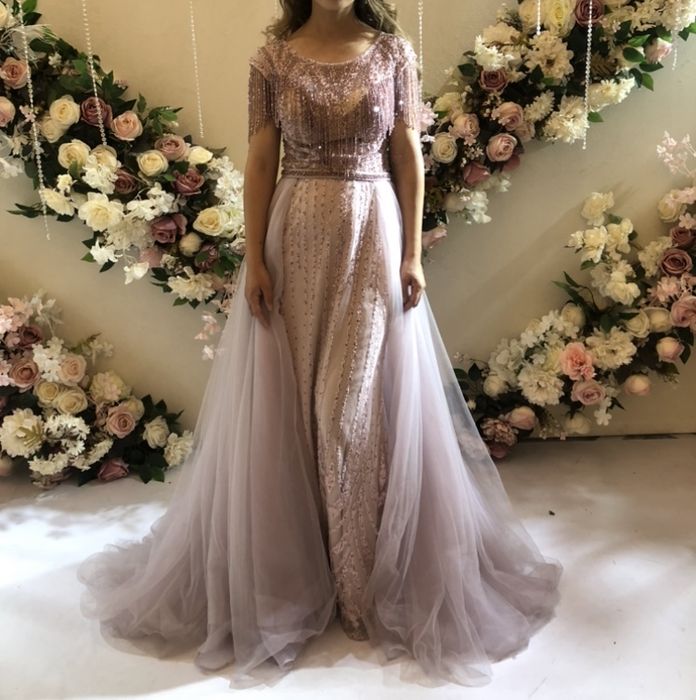 Платье на выпускной, свадьбу