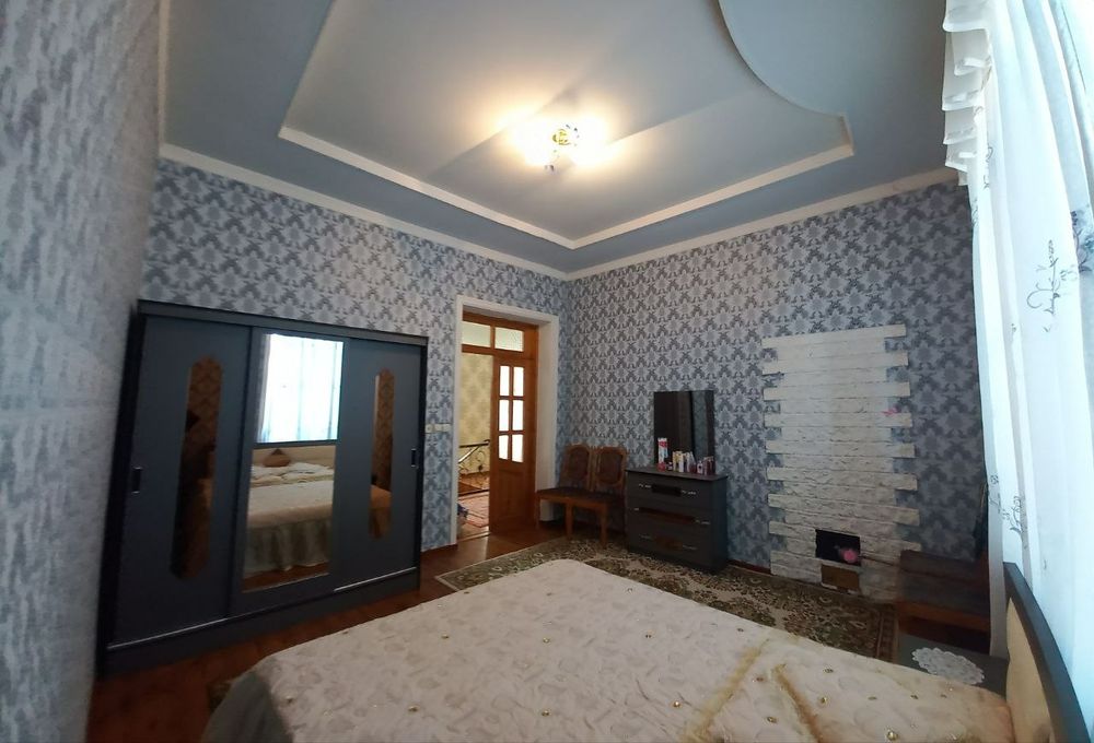 Уй сотилади Назарбек