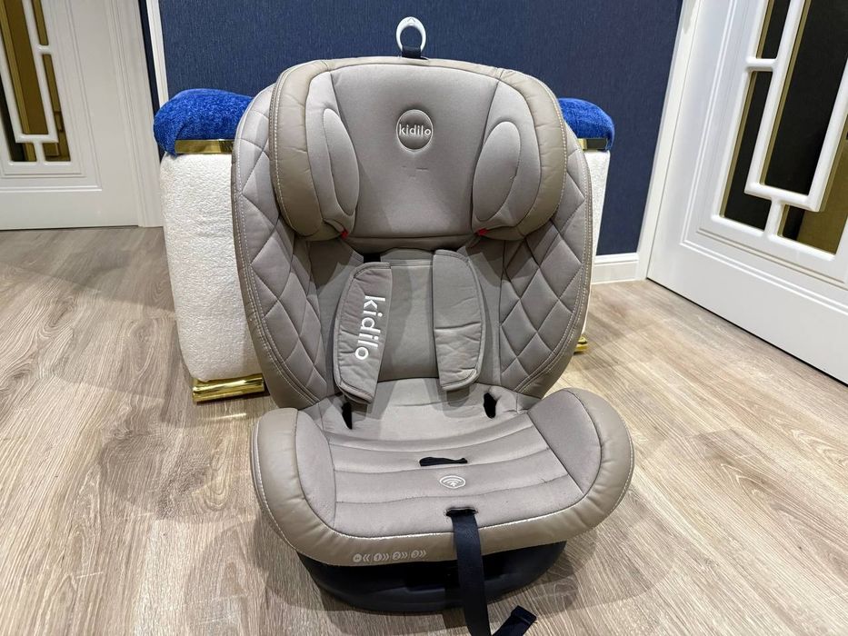 Детское автокресло от 2 до 10 лет