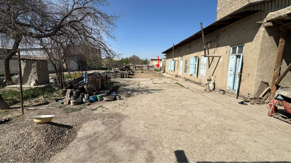 Uchastka sotiladi tezda