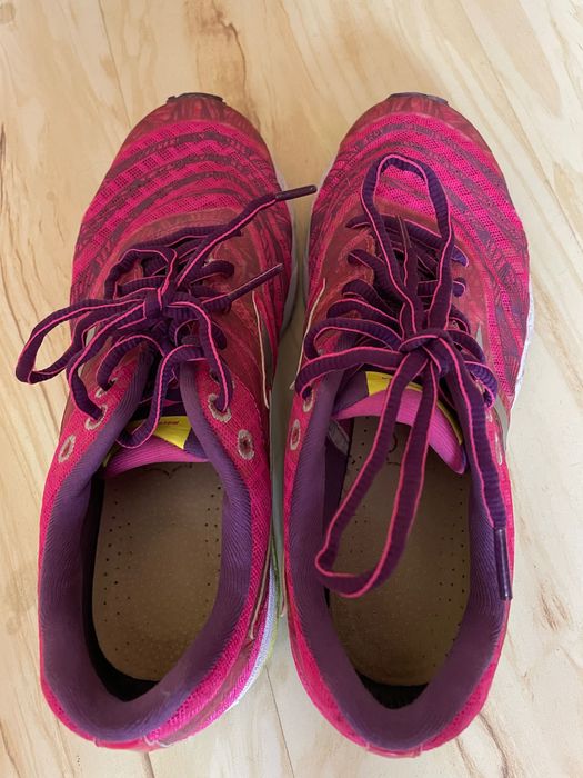 Розови спортни обувки - 38.5