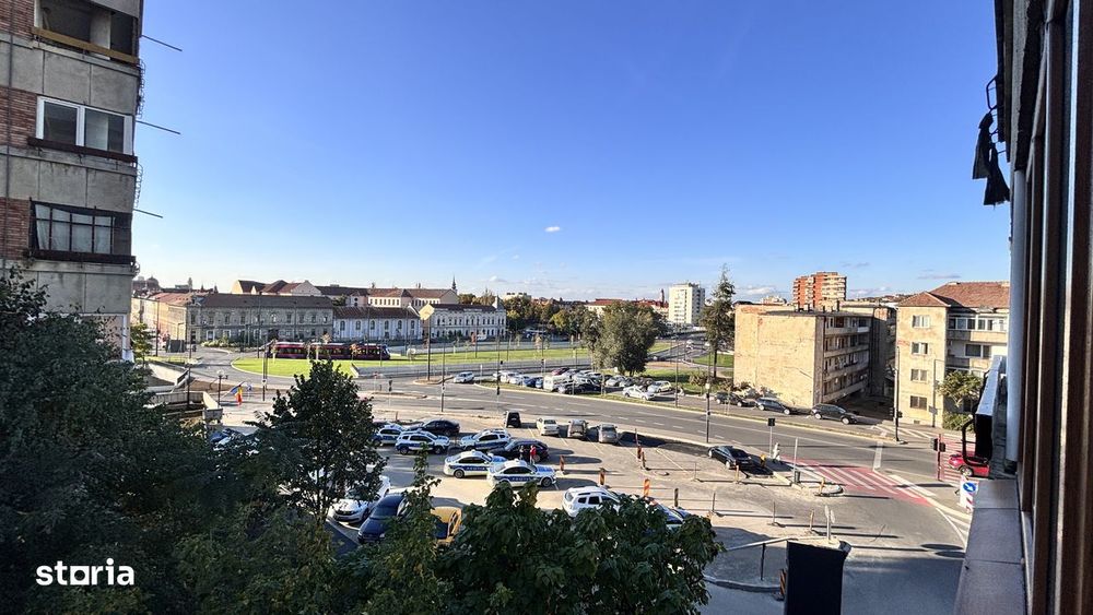 Chirie 3 camere Centru Civic Oradea, lângă Cetate