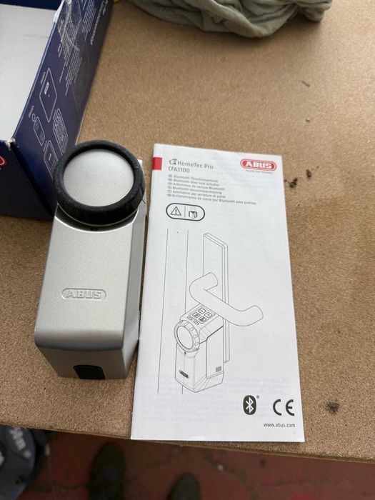 Sistem smart închidere ușă ABUS HomeTec Pro Bluetooth CFA3100