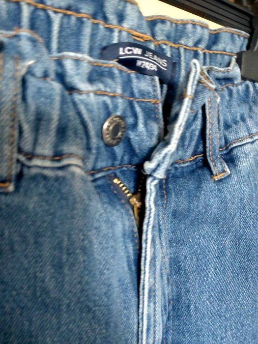 Нови дънки LC Waikiki - M размер за ръст 158 - 15 лв