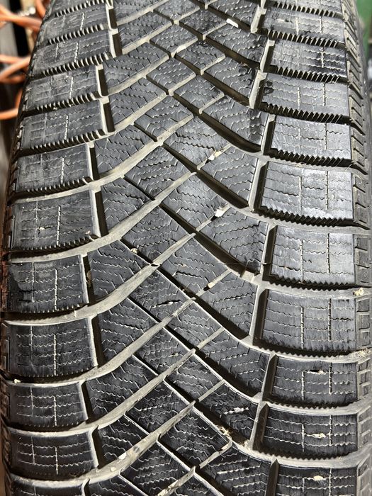 Шины  PIRELLI 225/60/17