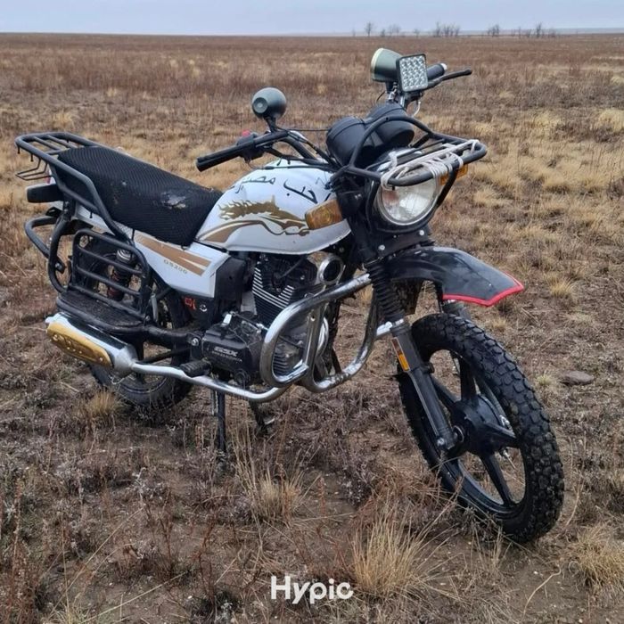 мотоцикл GSX 200куб