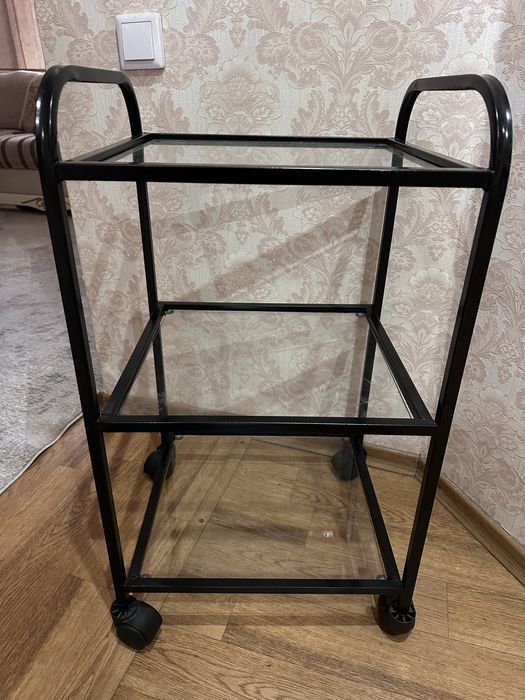 Продам стол помощник