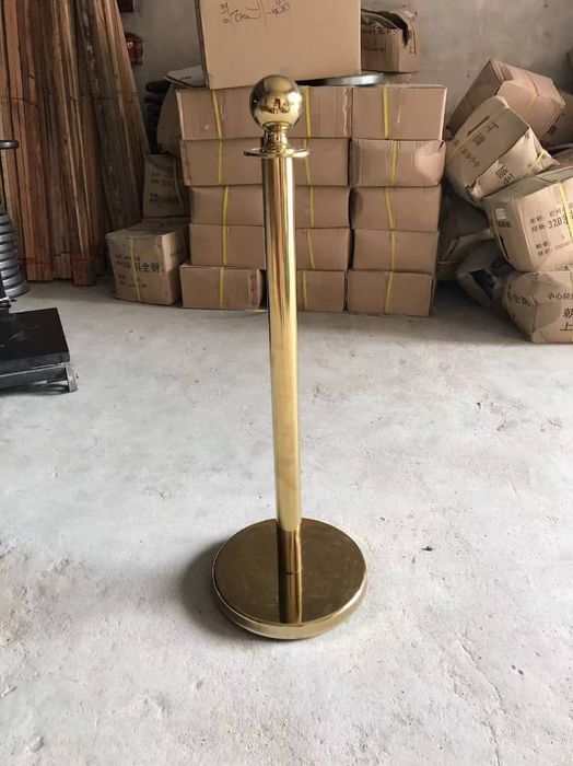 Стойки ограждения