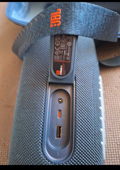 Vand boxa JBL EXTREME 3