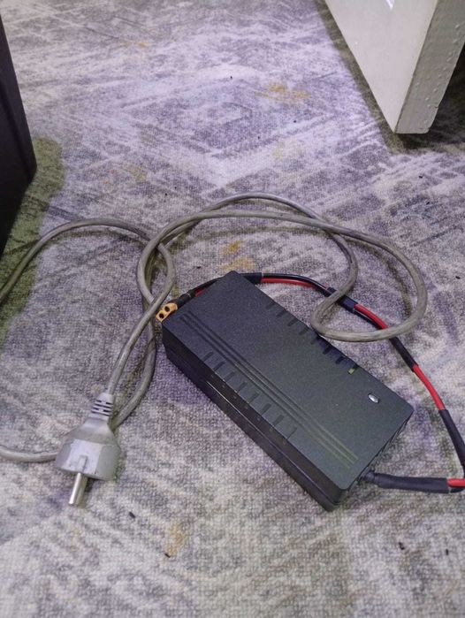Тяговый аккумулятор 12v 300 Ач