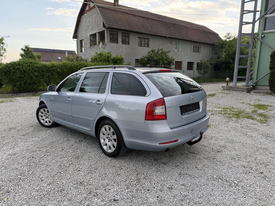 SKODA Octavia 2010 — imagine 2