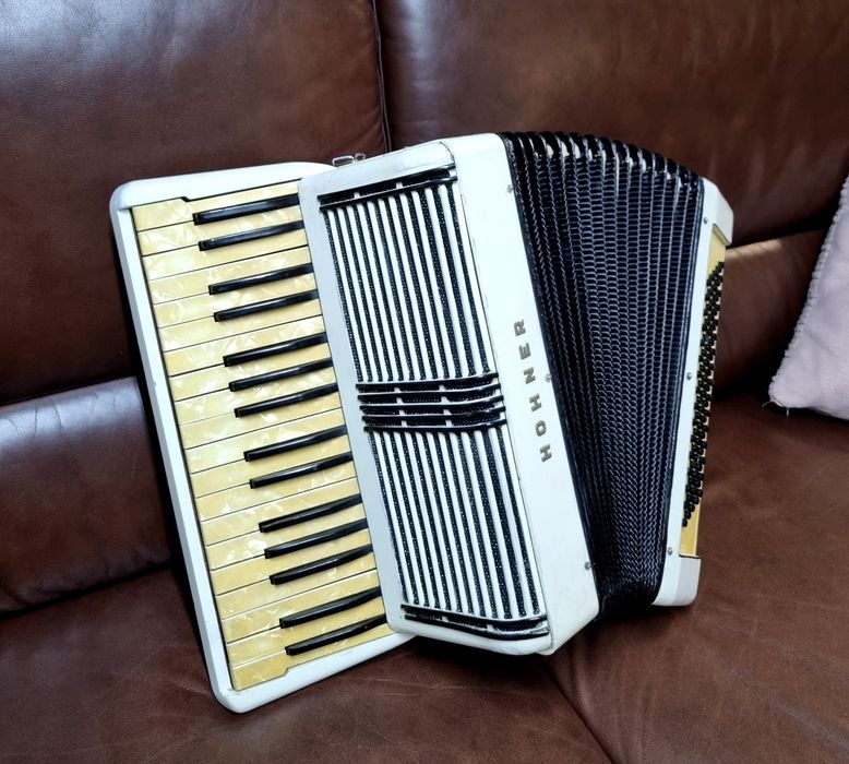 Acordeon Hohner 80 Basi Bandon