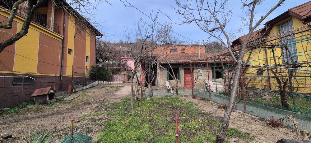 Vand casa veche in Deva