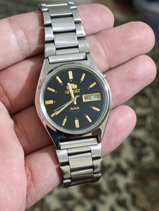 Orient соат сотилади