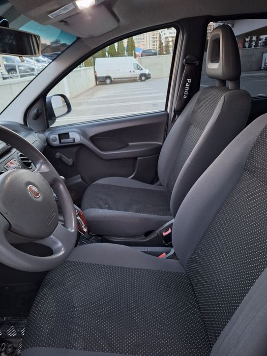 Se vinde Panda  2010