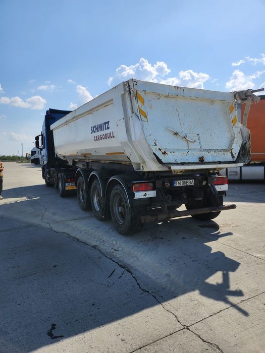 Vând ansamblu  complet