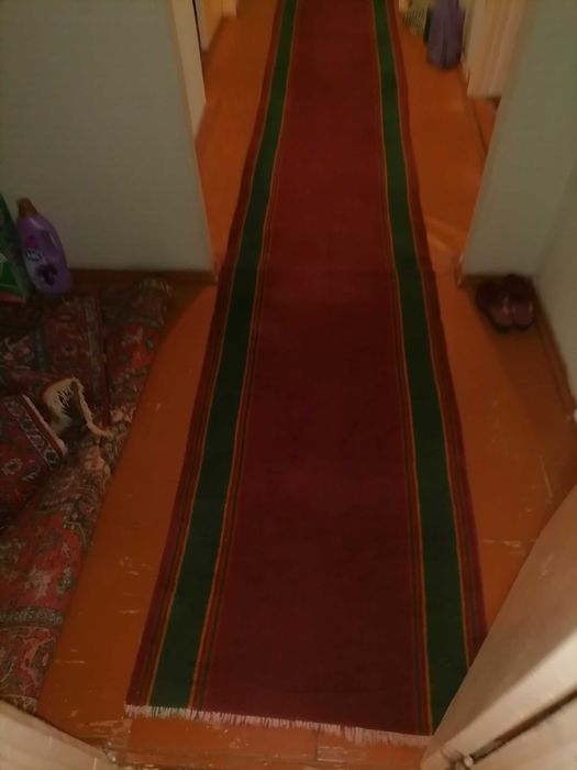 Продам ковровую дорожку.