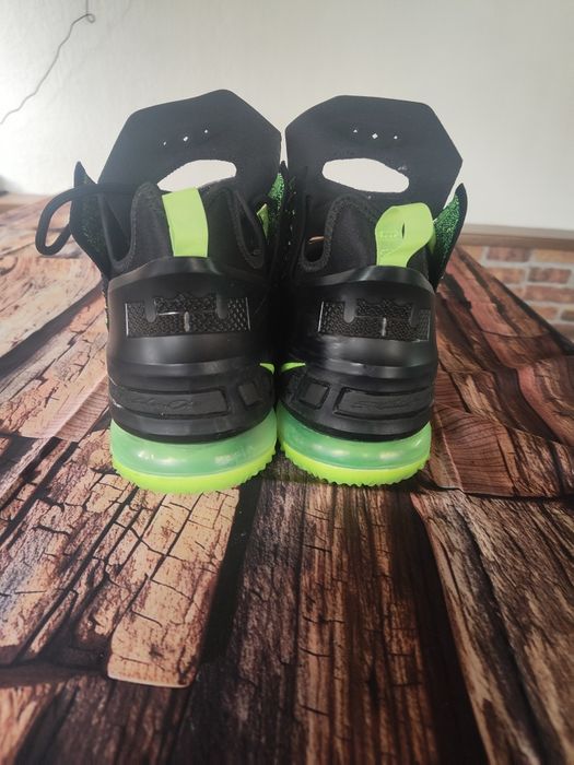 Nike LeBron18  кецове