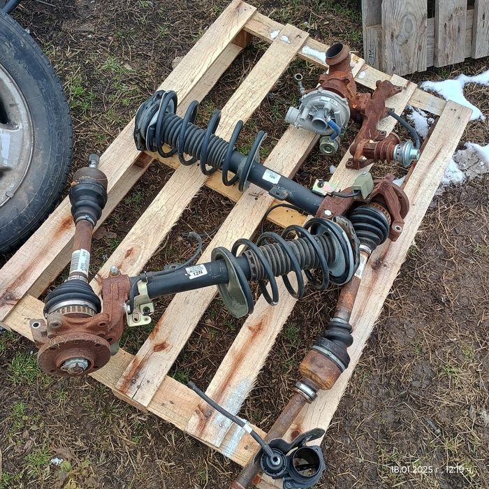 Нови части за Ситроен и Пежо от Ксара Пикасо