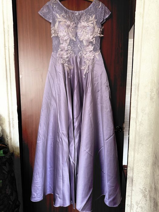 Платья в идеальном состоянии