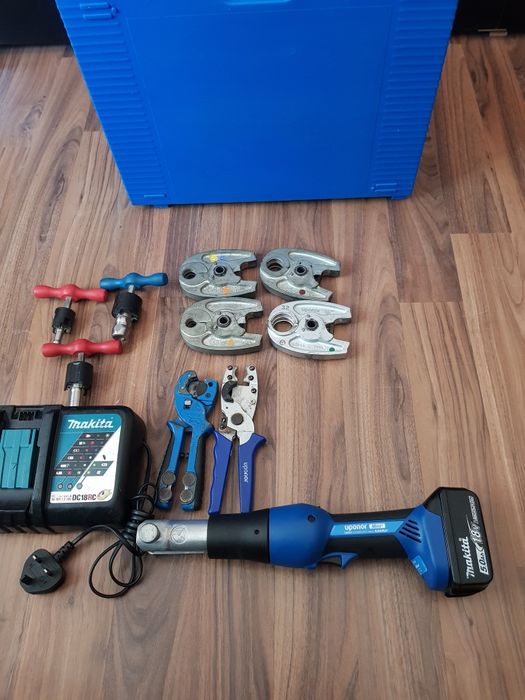 Presă de sertizat Uponor Mini 2