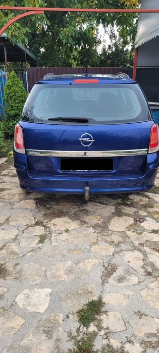 Opel ASTRA H 2007