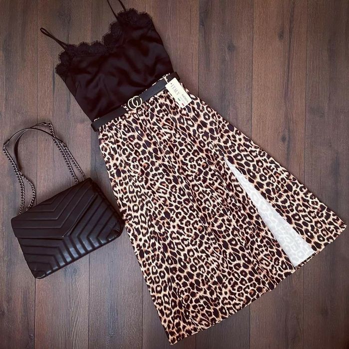 Fuste cu tricou impecabile