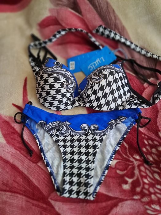 Продаю купальник