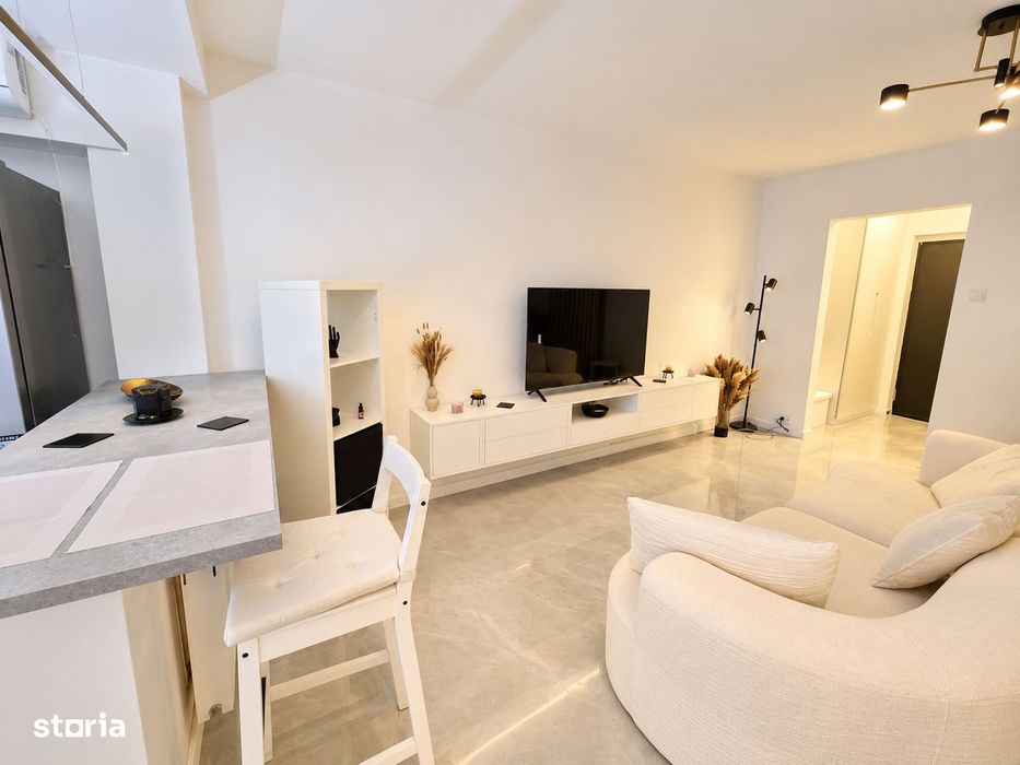 Prima inchiriere-Garsoniera renovata -Metrou Titan 5 min -Parcul IOR