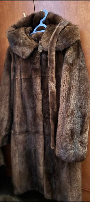 Шуба норковая с капюшоном