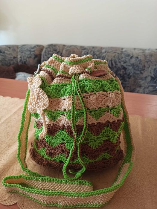 Ръчно плетени дамски чанти