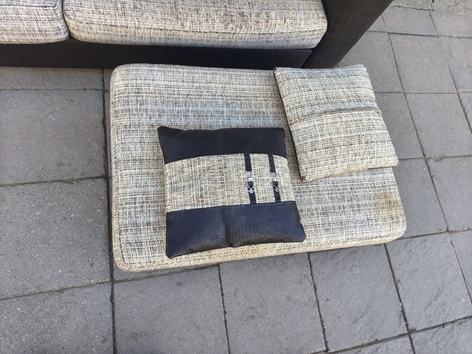 Диван с табуретка