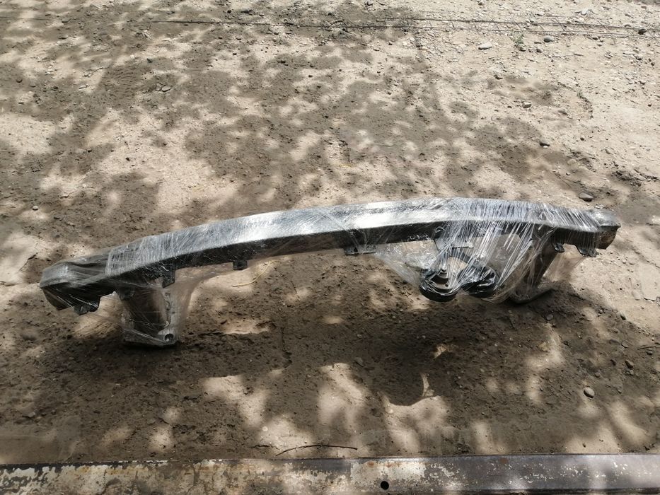 Intaritura aluminiu bară fata megane scenic lll