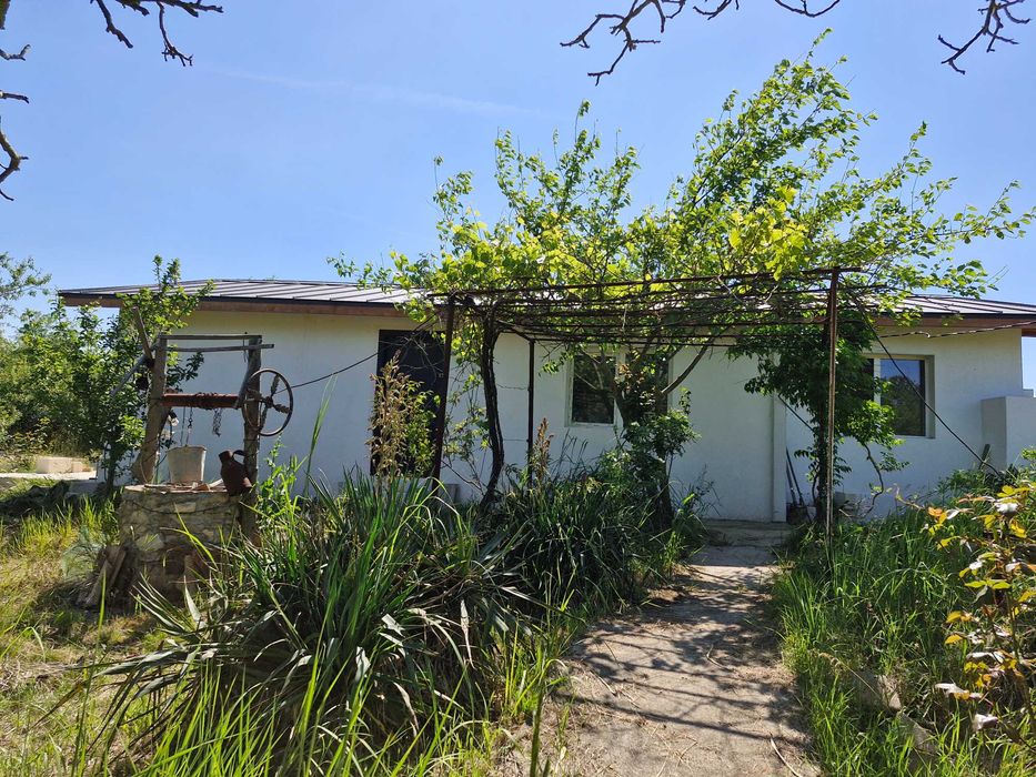 Продава се Къща в Варна, м-т Боровец - север - 83 кв.м за 1531 €/кв.м - Снимка #10