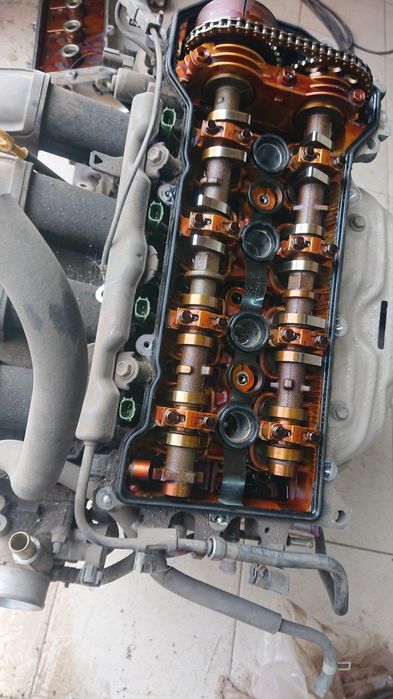 Запчасти на тойота Раф-4