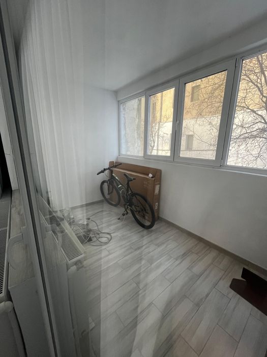 Apartament 3 camere Scornicești