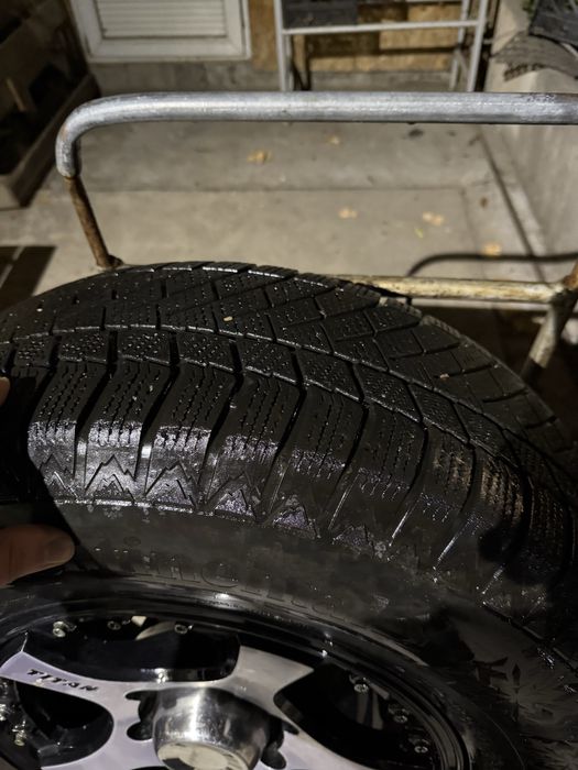Шины с дисками 265/70 R16