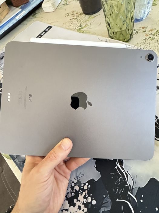 Продам/обмен Ipad air 4