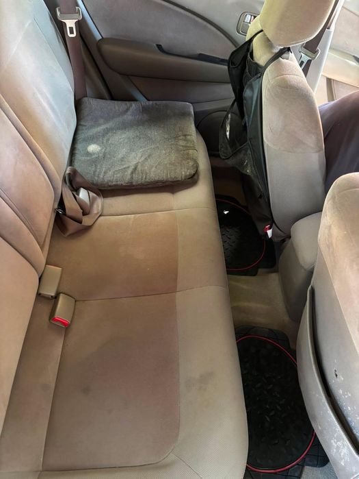 Продавам Mitsubishi Outlander