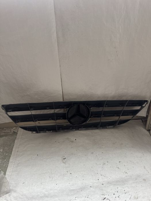 Оригинална решетка Мерцедес А169 Б245 Mercedes W169 W245