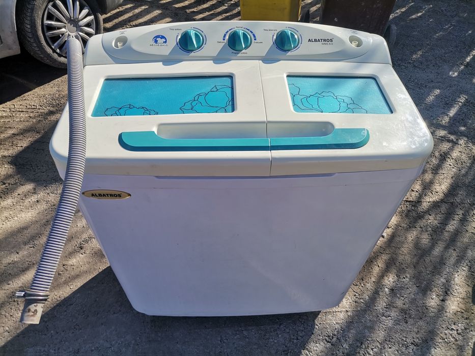 Mașina de spălat rufe semi-automata ALBATROS  cu storcator perfect fun