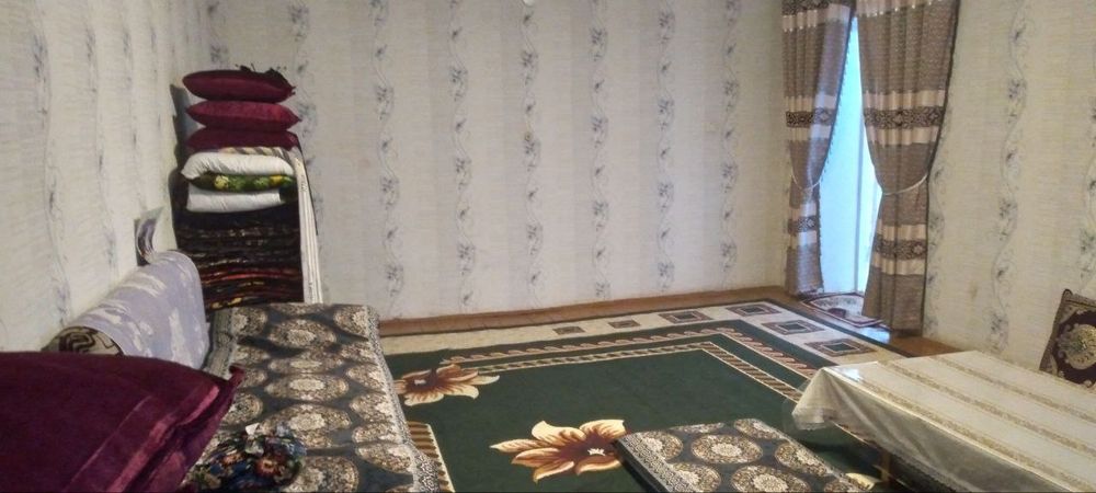 Шахрисабз ва Китоб йули йул ёкасида жойлашган ховли 6-сутикли 4-хонали