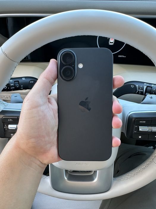 Продам Iphone 16 256гб