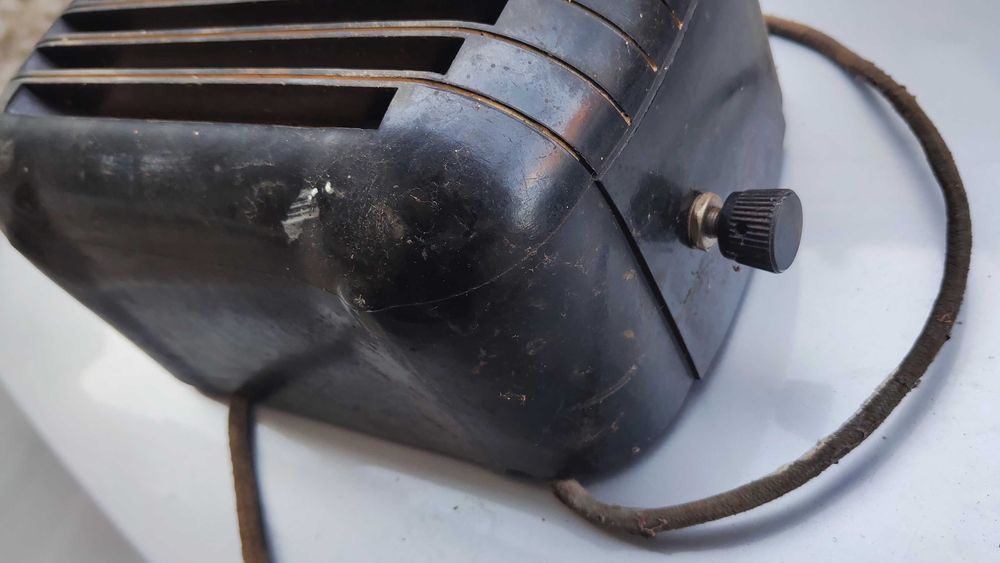 Три различни стари радиоточки