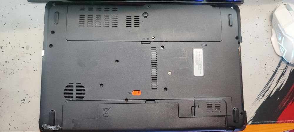 рабочий ноутбук ACER ASPIRE E_571
