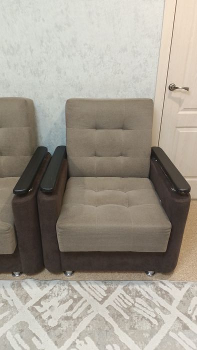 Продам диван с креслом