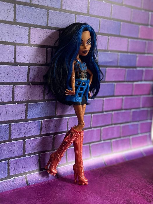Monster High Robecca 1 Wave Basic Doll
