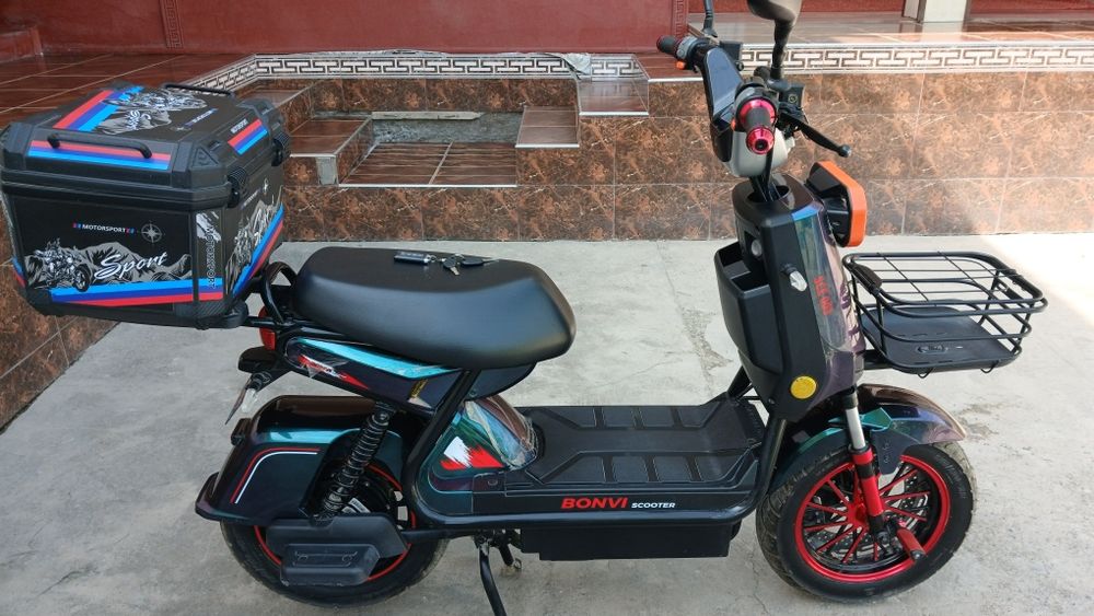 Skuter bonvi sce 003